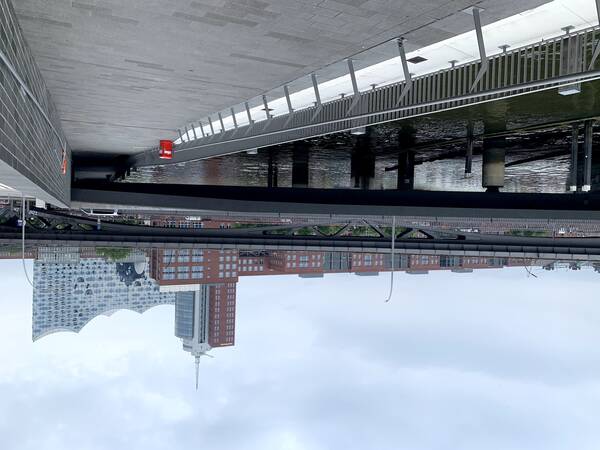 Last downhill approaching Elbphilharmonie