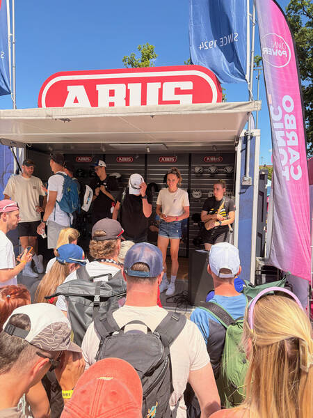 World Champion Laura Philipp at her helmet sponsor’s booth handing out free smiles