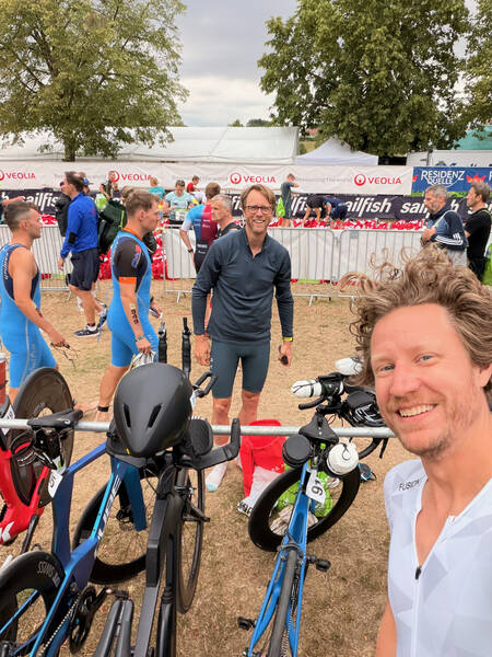 Pre-start: bikes are still here