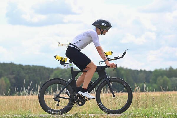 This is a rare shot of me not in the aero position — in general I managed to hold it really well today