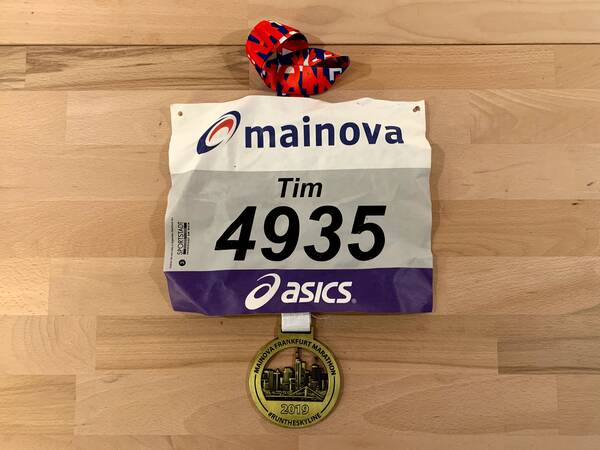 Medal and bib