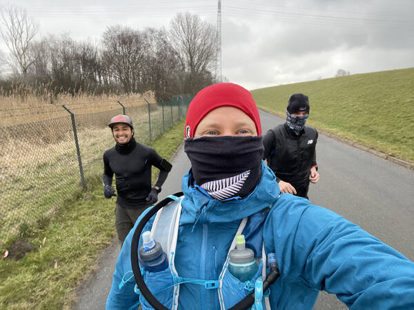50k in snowy rain with Angel and Thorsten