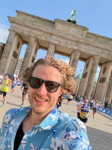 A surprise Berlin Marathon ticket is not going to get turned away by me, but the day turned out to be a tough one with very high temperatures and a lack of electrolytes at the aid stations