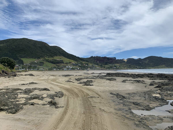 The southern end of the 90 Mile Beach, finish line about 500m away