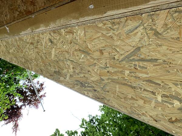 The wind should not get a chance to blow that layer up from the sides this time, so here is new side panelling.