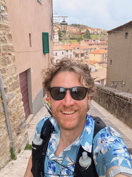 Leaving through Campiglia