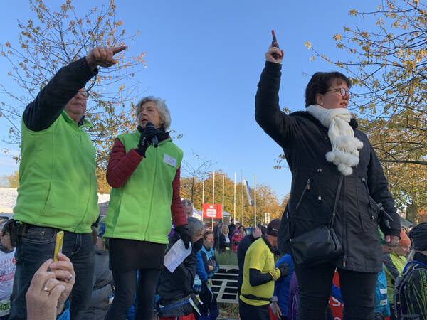 Steinfurt’s mayor shooting off the gun