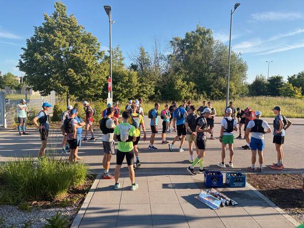 First “Prost!” at Hofbräu, 17k in