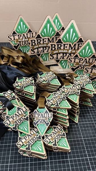 The wooden trophies and medals from Nina Witte