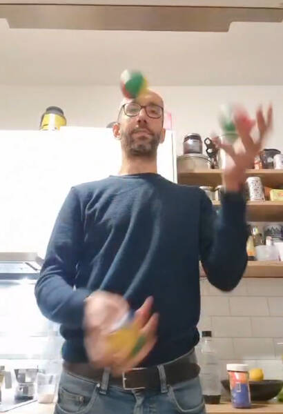 Guy juggling