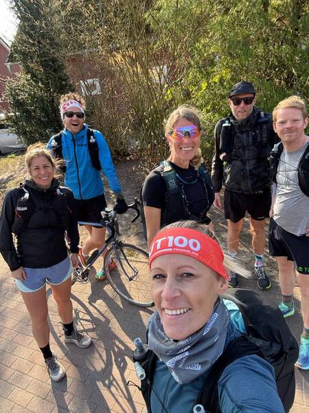 The core team of putting together the big 100 mile race from Bremen to Hamburg Sankt Pauli